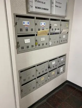 協同開発ビルの外観