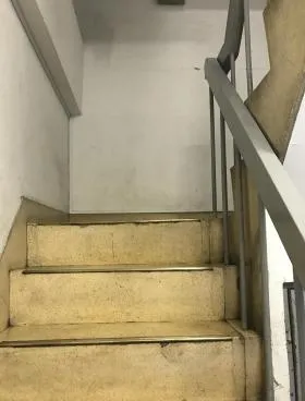 平和ビルの外観