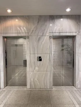 一番町SQUAREビルの外観