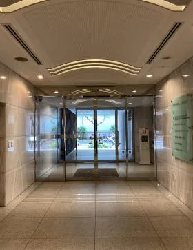 一番町SQUAREビルの外観