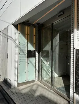 クローバー神谷町の外観
