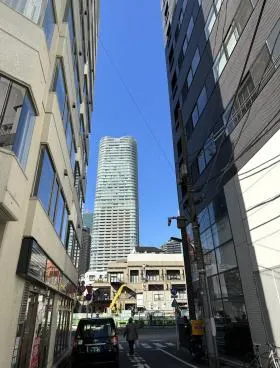 クローバー神谷町の外観