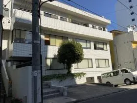 松井高輪ビルの外観