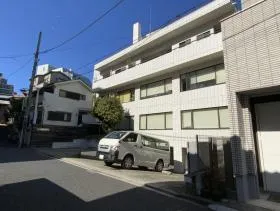 松井高輪ビルの外観