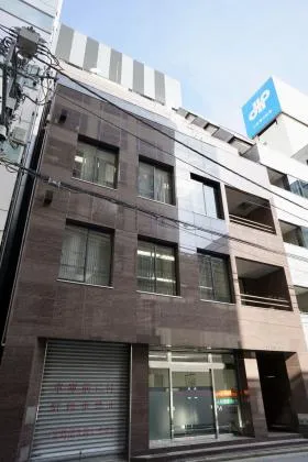 茅場町日殖ビルの外観