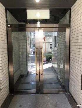八重洲カトウビルの外観
