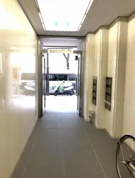兜町MOCビルの外観