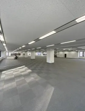 兜町第1平和ビルの外観