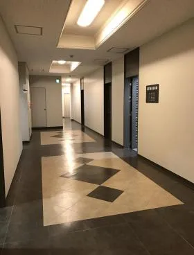 日証館ビルの外観