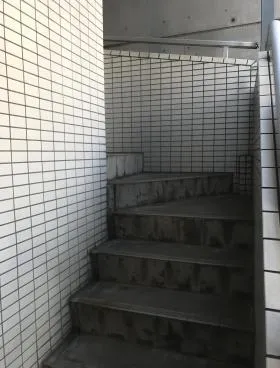 長谷川ビルの外観