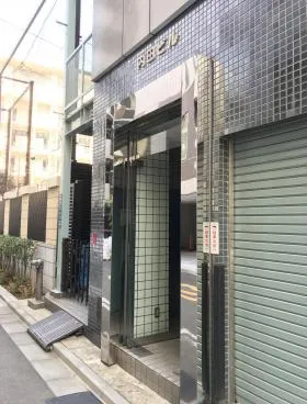 内田ビルの外観