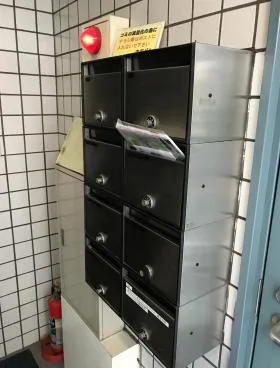 内田ビルの外観