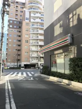 内田ビルの外観
