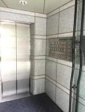 510ビルの外観
