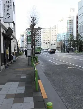 新川島安ビルの外観
