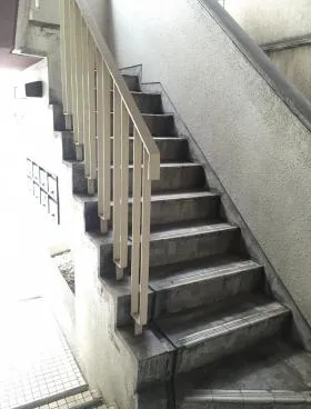 第2長山ビルの外観