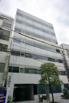 馬車畜産会館ビルの外観