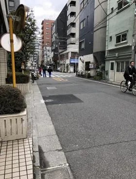 馬車畜産会館ビルの外観