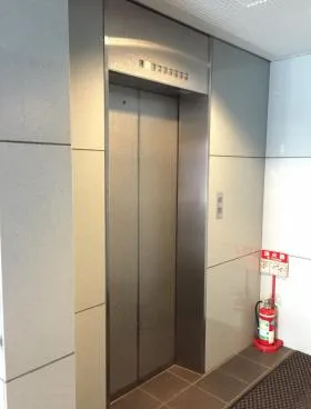新川エフ2ビルの外観