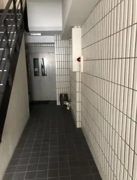 新川山崎ビルの外観