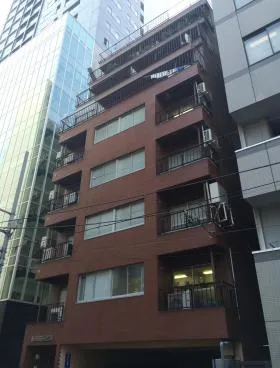 新川田所ビルの外観