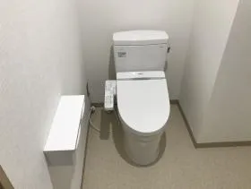 浪商ビルの外観