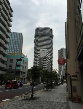 丸坂ビルの外観