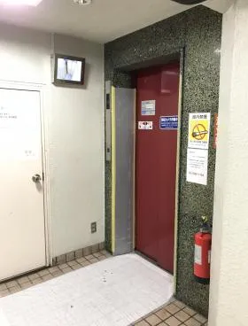 日興パレス日本橋の外観