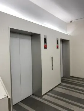 日本橋本町一丁目(旧:KDX新日本橋)ビルの外観