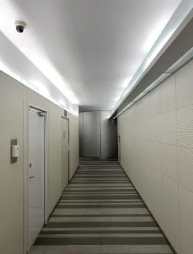 日本橋本町一丁目(旧:KDX新日本橋)ビルの外観