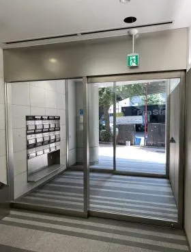 日本橋本町一丁目(旧:KDX新日本橋)ビルの外観