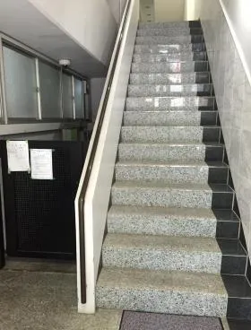 ニッテイマンションビルの外観