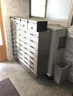 ニッテイマンションビルの外観