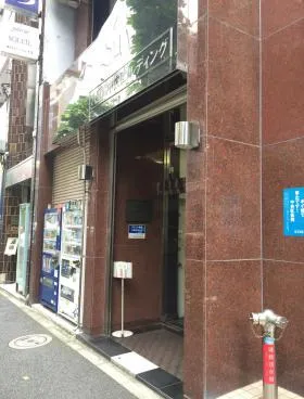 八重洲中央ビルの外観