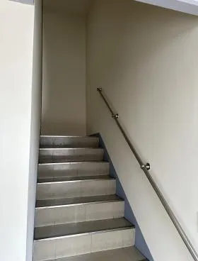 更科ビルの外観
