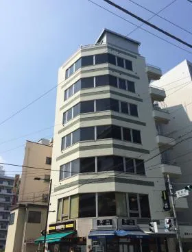 高野ビルの外観