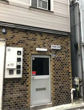 大川ビルの外観