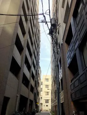 大川ビルの外観