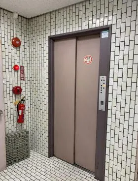 東銀座ビルの外観