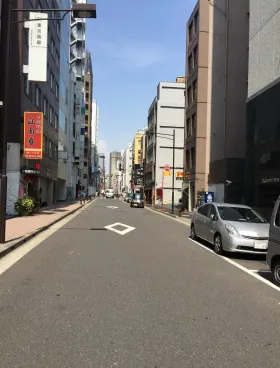東成ビルの外観