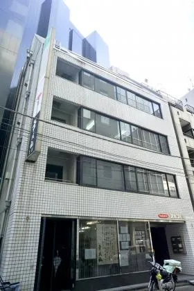 スギコビルの外観