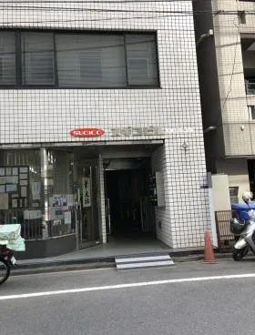 スギコビルの外観