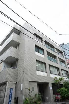 南山ビルの外観