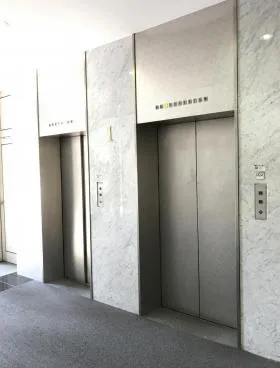 NRE八重洲通ビルの外観