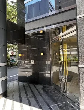 アド京橋ビルの外観