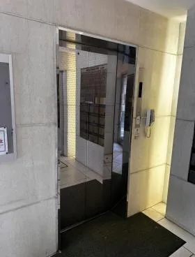 アド京橋ビルの外観