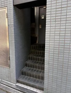 アド京橋ビルの外観