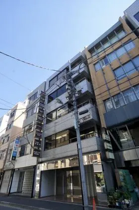 香取ビルの外観