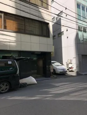 野村ビルの外観