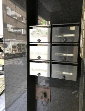 野村ビルの外観